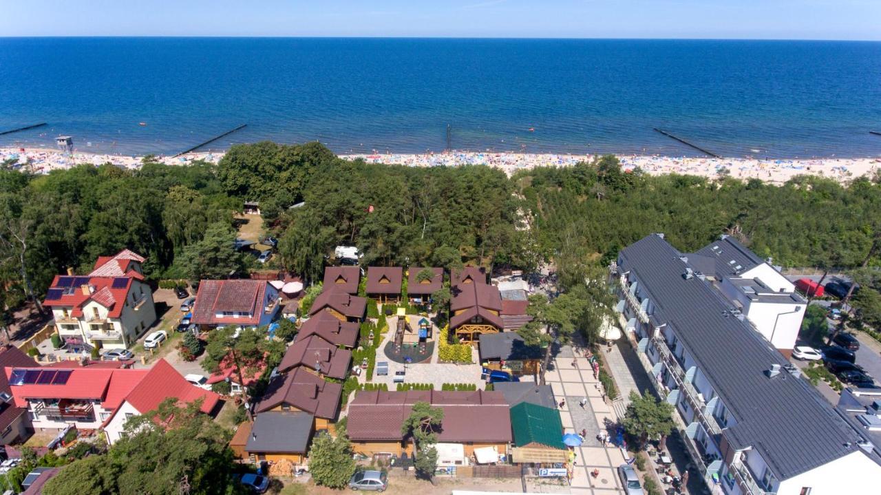 Domy z Bala - Bungalow 50 metrów od Plaży Dziwnówek Exterior foto