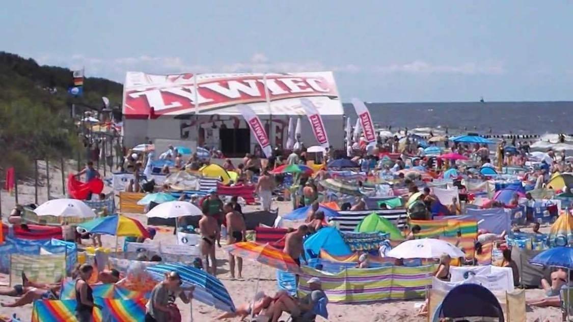 Domy z Bala - Bungalow 50 metrów od Plaży Dziwnówek Exterior foto